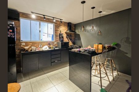 Casa à venda com 250m², 3 quartos e 2 vagas