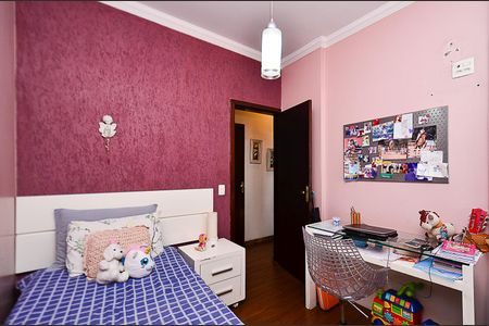 Apartamento à venda com 90m², 4 quartos e 1 vaga Apartamento à venda com 90m², 4 quartos e 1 vagaQuarto 3