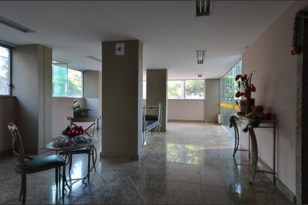 Apartamento à venda com 90m², 4 quartos e 1 vaga Apartamento à venda com 90m², 4 quartos e 1 vagaHall de entrada