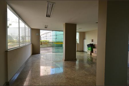 Apartamento à venda com 90m², 4 quartos e 1 vaga Apartamento à venda com 90m², 4 quartos e 1 vagaÁrea comum - Salão de festas