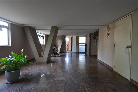 Apartamento à venda com 90m², 4 quartos e 1 vaga Apartamento à venda com 90m², 4 quartos e 1 vagaHall de entrada