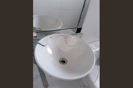 Casa à venda com 3 quartos, 76m² em Vila Renato (Zona Leste), São Paulo