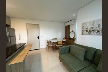 Sala de apartamento para alugar com 2 quartos, 64m² em Tamboré, Barueri