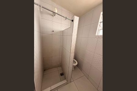 Banheiro Social de casa para alugar com 1 quarto, 43m² em Anchieta, Nilópolis
