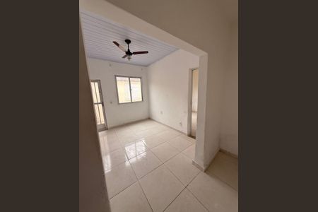 Sala de casa para alugar com 1 quarto, 43m² em Anchieta, Nilópolis