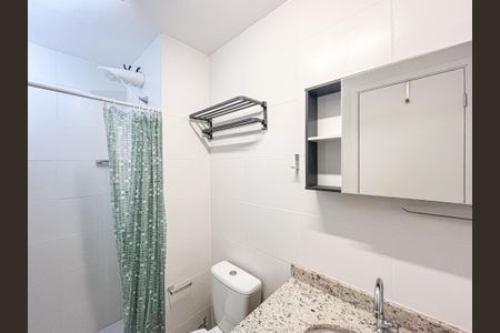 Apartamento para alugar com 24m², 1 quarto e sem vaga Apartamento para alugar com 24m², 1 quarto e sem vagaBanheiro da Suíte