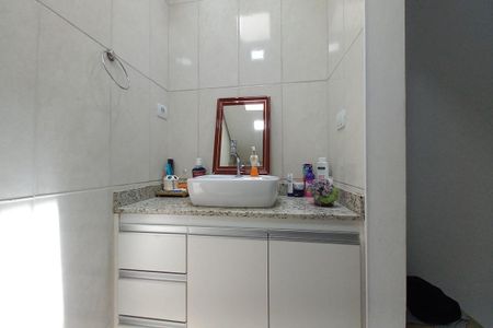 Casa à venda com 250m², 3 quartos e 2 vagasBanheiro da Suíte