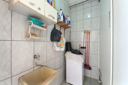 Casa à venda com 250m², 3 quartos e 2 vagasÁrea de Serviço 