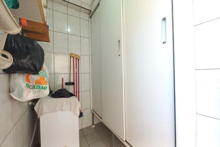 Casa à venda com 250m², 3 quartos e 2 vagasÁrea de Serviço 