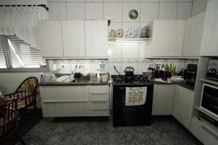 Casa à venda com 250m², 4 quartos e 1 vagaCozinha - Armários