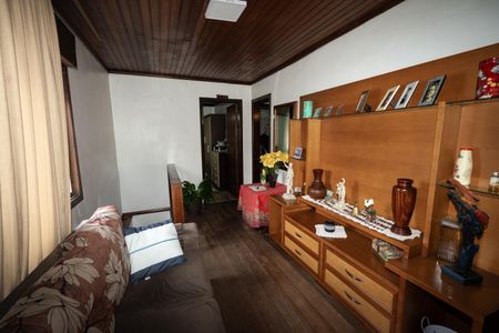 Casa à venda com 250m², 4 quartos e 1 vagaSala 1