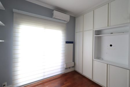 Apartamento à venda com 280m², 4 quartos e 4 vagasQuarto 