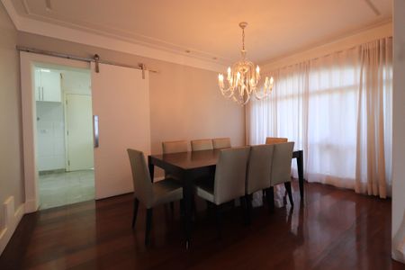 Apartamento à venda com 280m², 4 quartos e 4 vagasSala de Jantar