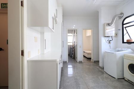 Apartamento à venda com 280m², 4 quartos e 4 vagasÁrea de Serviço