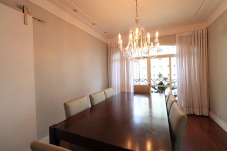 Apartamento à venda com 280m², 4 quartos e 4 vagasSala de Jantar