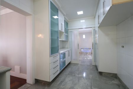 Apartamento à venda com 280m², 4 quartos e 4 vagasCozinha