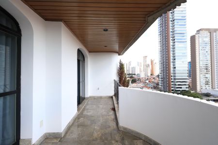 Apartamento à venda com 280m², 4 quartos e 4 vagasSacada