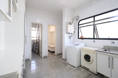 Apartamento à venda com 280m², 4 quartos e 4 vagasÁrea de Serviço