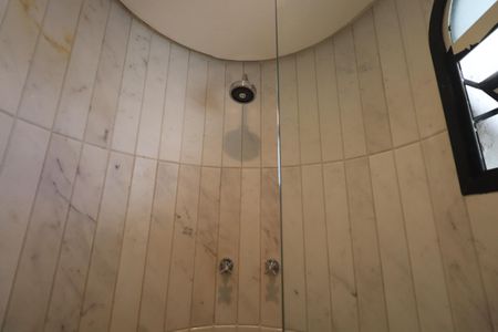 Apartamento à venda com 280m², 4 quartos e 4 vagasBanheiro da Suíte 2