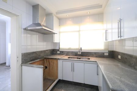 Apartamento à venda com 280m², 4 quartos e 4 vagasCozinha
