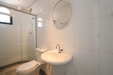 Apartamento à venda com 280m², 4 quartos e 4 vagasBanheiro de serviço