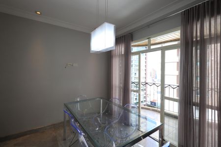 Apartamento à venda com 280m², 4 quartos e 4 vagasCopa