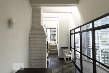 Apartamento à venda com 280m², 4 quartos e 4 vagas Apartamento à venda com 280m², 4 quartos e 4 vagasÁrea comum - Churrasqueira 2