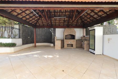 Apartamento à venda com 280m², 4 quartos e 4 vagasÁrea comum - Churrasqueira