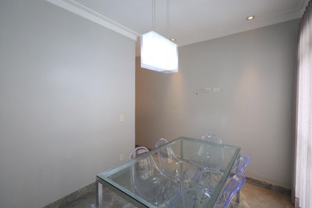 Apartamento à venda com 280m², 4 quartos e 4 vagasCopa