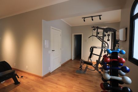 Apartamento à venda com 280m², 4 quartos e 4 vagasÁrea comum - Academia