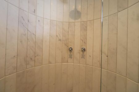 Apartamento à venda com 280m², 4 quartos e 4 vagasBanheiro da Suíte 2