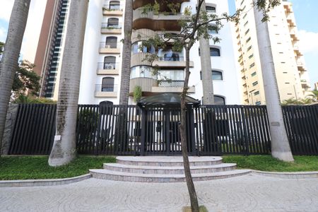 Apartamento à venda com 280m², 4 quartos e 4 vagasFachada