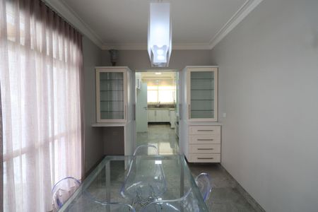 Apartamento à venda com 280m², 4 quartos e 4 vagasCopa