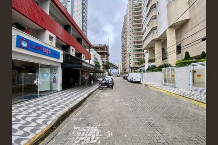 Casa de condomínio para alugar com 103m², 2 quartos e 1 vaga Casa de condomínio para alugar com 103m², 2 quartos e 1 vagaFachada