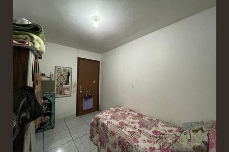 Casa à venda com 353m², 5 quartos e 4 vagas Casa à venda com 353m², 5 quartos e 4 vagasQuarto