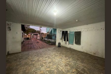 Casa à venda com 353m², 5 quartos e 4 vagas Casa à venda com 353m², 5 quartos e 4 vagasÁrea comum