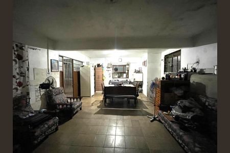 Casa à venda com 353m², 5 quartos e 4 vagas Casa à venda com 353m², 5 quartos e 4 vagasCozinha