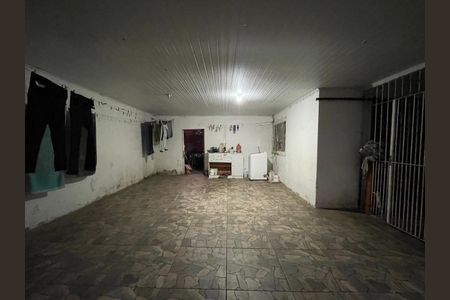 Casa à venda com 353m², 5 quartos e 4 vagas Casa à venda com 353m², 5 quartos e 4 vagasÁrea comum
