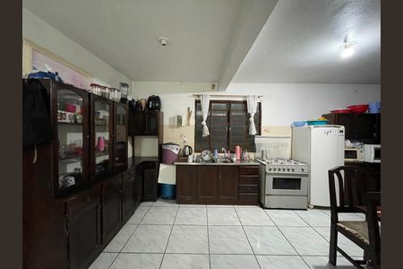 Casa à venda com 353m², 5 quartos e 4 vagas Casa à venda com 353m², 5 quartos e 4 vagasCozinha