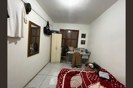 Casa à venda com 353m², 5 quartos e 4 vagas Casa à venda com 353m², 5 quartos e 4 vagasQuarto 2