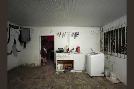 Casa à venda com 353m², 5 quartos e 4 vagas Casa à venda com 353m², 5 quartos e 4 vagasÁrea de serviço