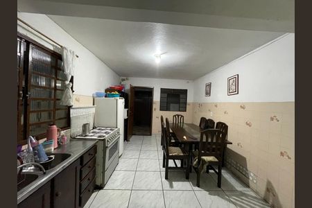 Casa à venda com 353m², 5 quartos e 4 vagas Casa à venda com 353m², 5 quartos e 4 vagasCozinha