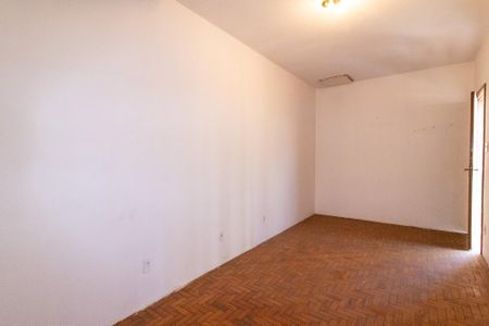 Casa à venda com 203m², 3 quartos e 3 vagas Casa à venda com 203m², 3 quartos e 3 vagasQuarto de Serviço