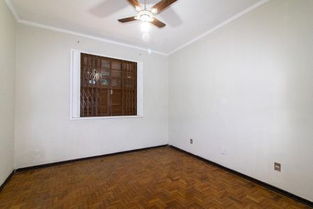 Casa à venda com 203m², 3 quartos e 3 vagas Casa à venda com 203m², 3 quartos e 3 vagasQuarto 2