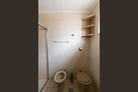 Casa à venda com 203m², 3 quartos e 3 vagas Casa à venda com 203m², 3 quartos e 3 vagasBanheiro da Suíte