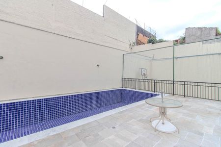 Apartamento à venda com 78m², 3 quartos e 2 vagas Apartamento à venda com 78m², 3 quartos e 2 vagasÁrea comum - Piscina