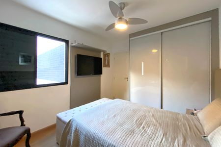 Apartamento à venda com 132m², 3 quartos e 3 vagasSuite 1