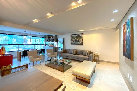 Apartamento à venda com 132m², 3 quartos e 3 vagasSala