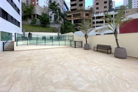 Apartamento à venda com 132m², 3 quartos e 3 vagasÁrea comum - Pátio