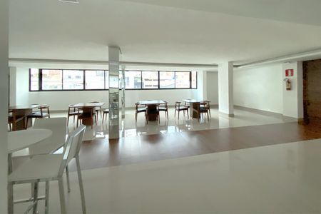 Apartamento à venda com 132m², 3 quartos e 3 vagasÁrea comum - Salão de festas